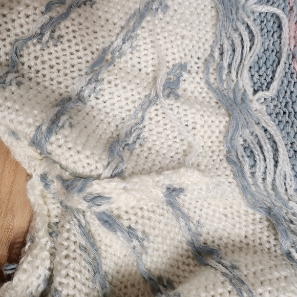 Vintage Cabin Creek Sweater - Picture 13 of 14